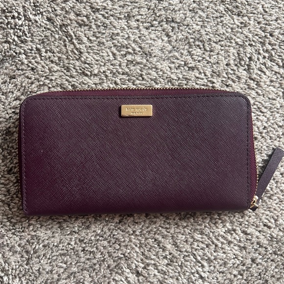 Kate Spade Wallet - Picture 5 of 6